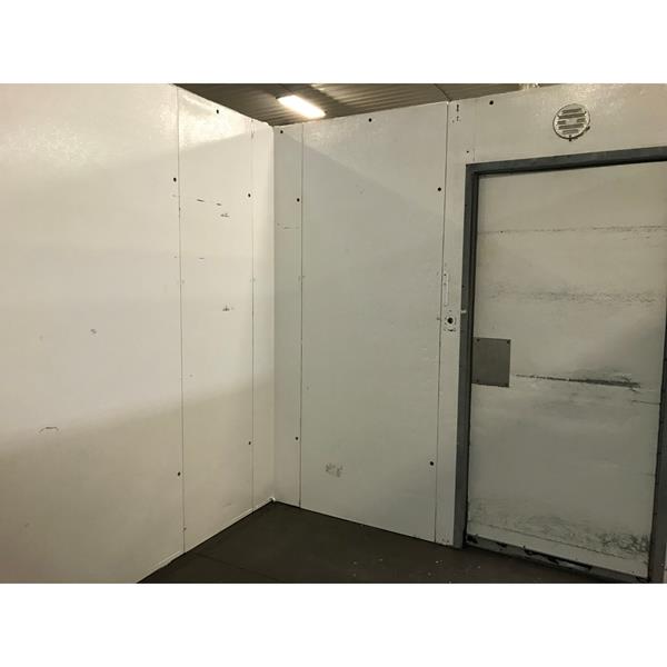 Used 8x8 walk in hot sale cooler