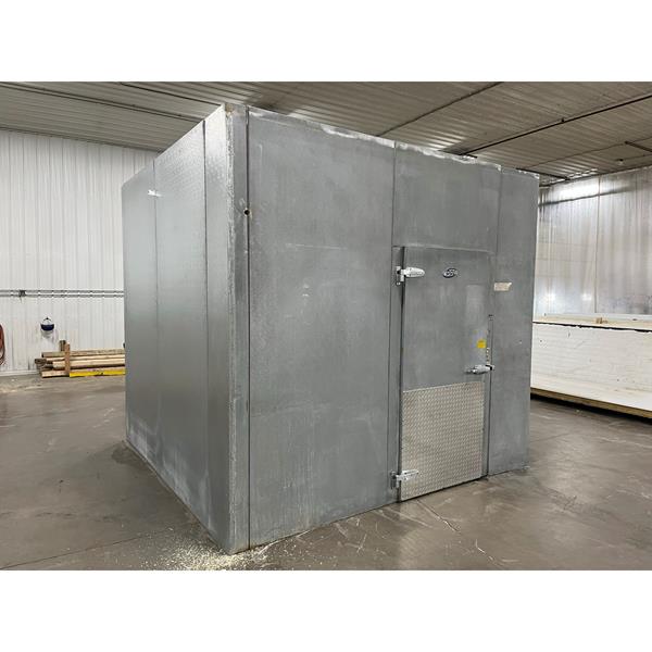 9&#39;6&quot; x 10&#39; x 9&#39;H CCI Walk-in Cooler