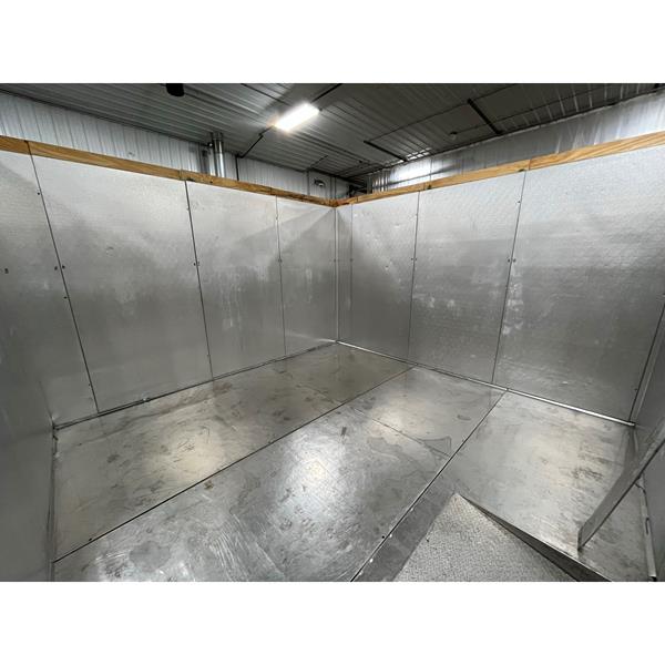 14' x 14' x 9'H CCI Walkin Freezer with Floor (196 Sq. Ft.) Barr