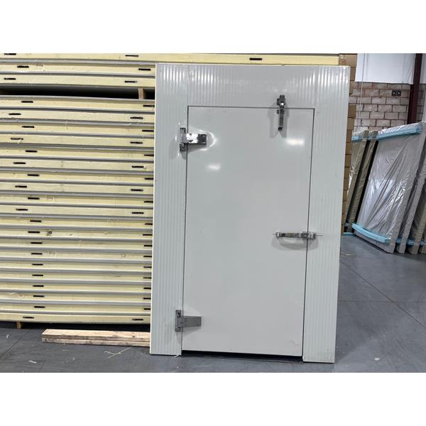 New 10 X 25 X 82h Walk In Cooler With Floor 250 Sq Ft Barr Commercial Refrigeration 0391